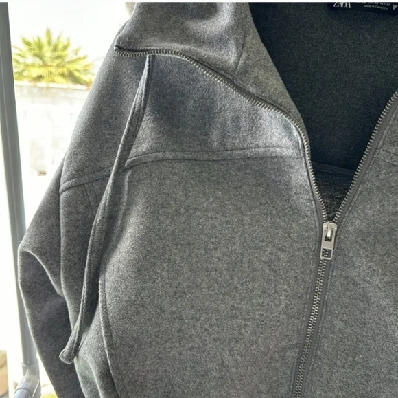 Zara Felt Texture Gray Cropped Hoodie Jacket - Picture 3 of 5